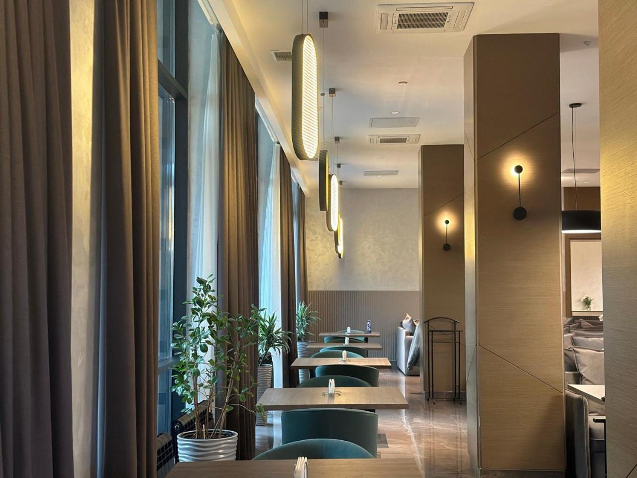 Raavah Aparthotel Alma-Ata Buitenkant foto